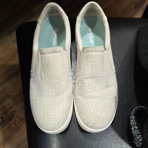 Dr Scholls Cream Slip-On Sneakers Casual Comfort